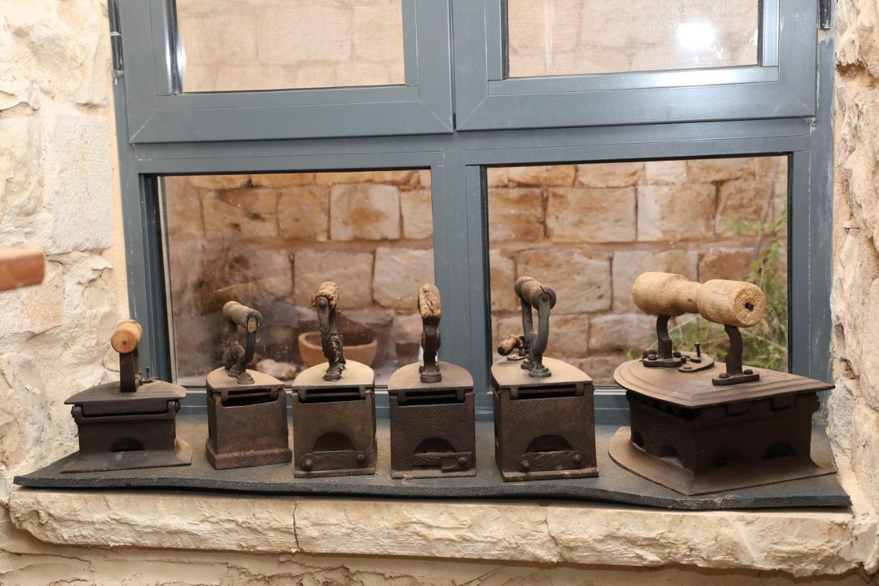 مبيت وإفطار شولاميت يارد روش بينا المظهر الخارجي الصورة